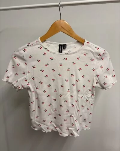 Something new wit t-shirt · maat M
