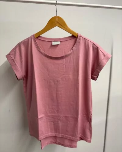 Vila roze t-shirt · maat S
