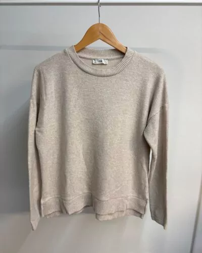 C&A beige sweater · maat S