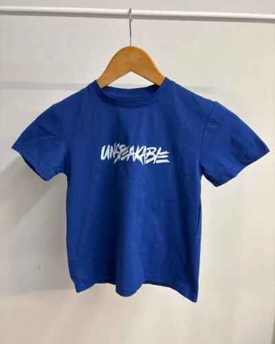 Unknown blauw t-shirt · maat 146 cm