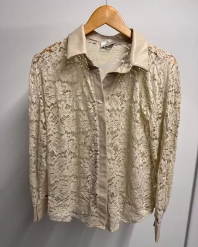 Terra di Siena beige blouse