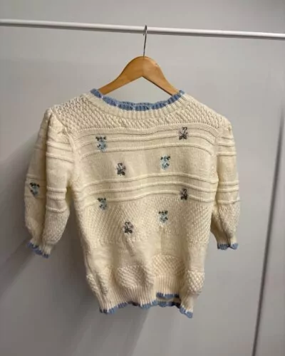 Frnch Paris wit sweater · maat M