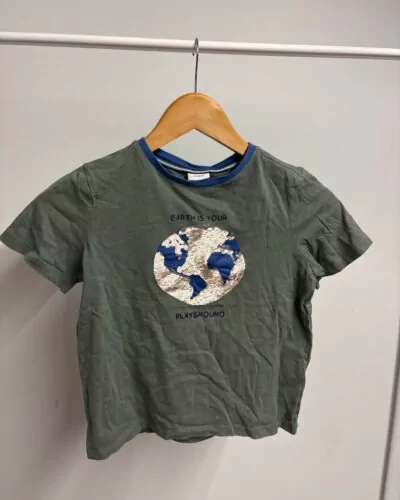 S. Oliver groen t-shirt · maat 128 cm