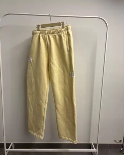 Hidden Hills geel broek · maat L