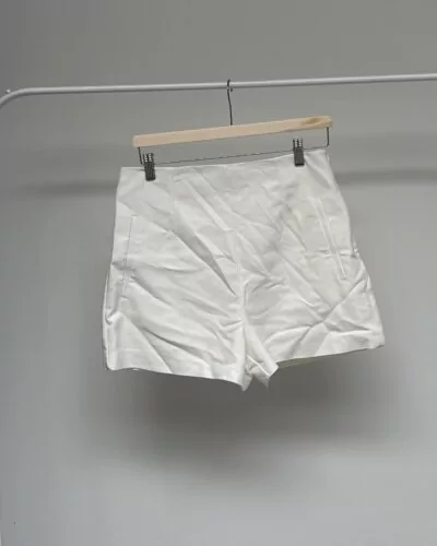 Zara wit short · maat L