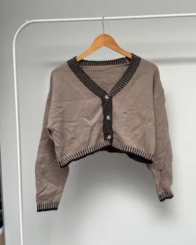 Unknown bruin sweater · maat S
