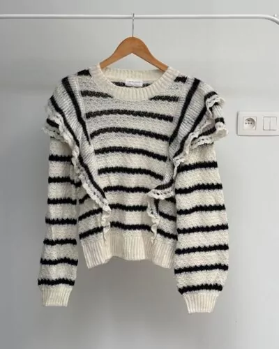 Revelation wit sweater · maat L