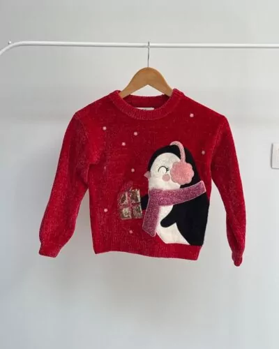C&A rood sweater · maat 8 jaar
