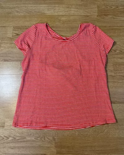 C&A rood t-shirt · maat XL