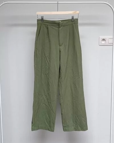 Pull&Bear groen broek · maat S