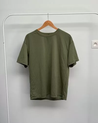 Manfinity groen t-shirt · maat M