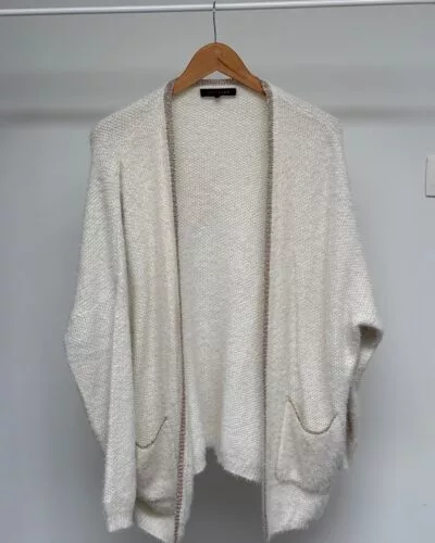 Lola Liza wit trui · maat L